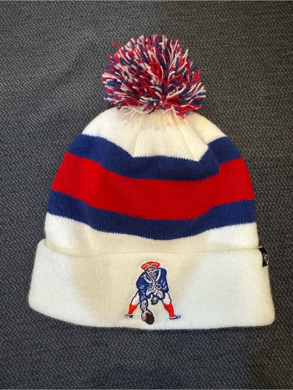 47 Brand Kids Patriots Football White Red & Blue Pom Pom Beanie with Team Logo